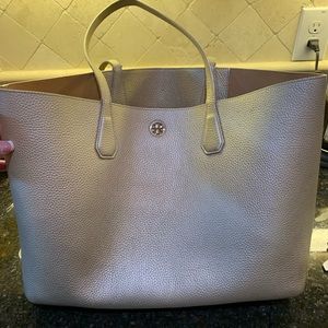 Authentic gold leather Tory Burch Perry tote